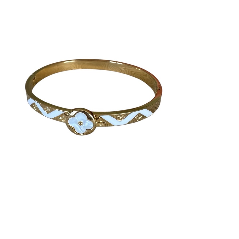 Gold and White Enamel Clover Bangle Bracelet - Picture 2 of 3